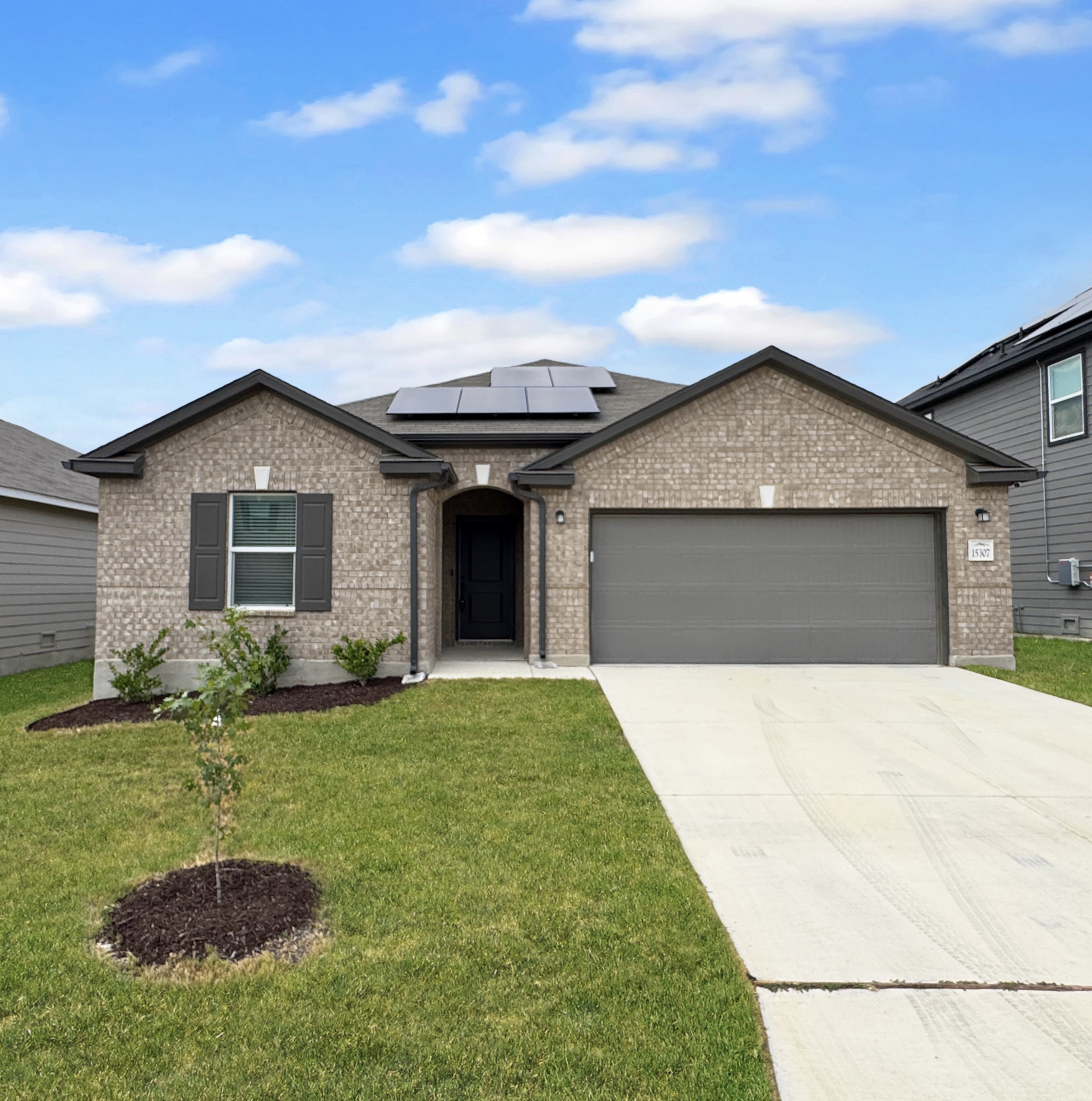 15307 Electra Circle