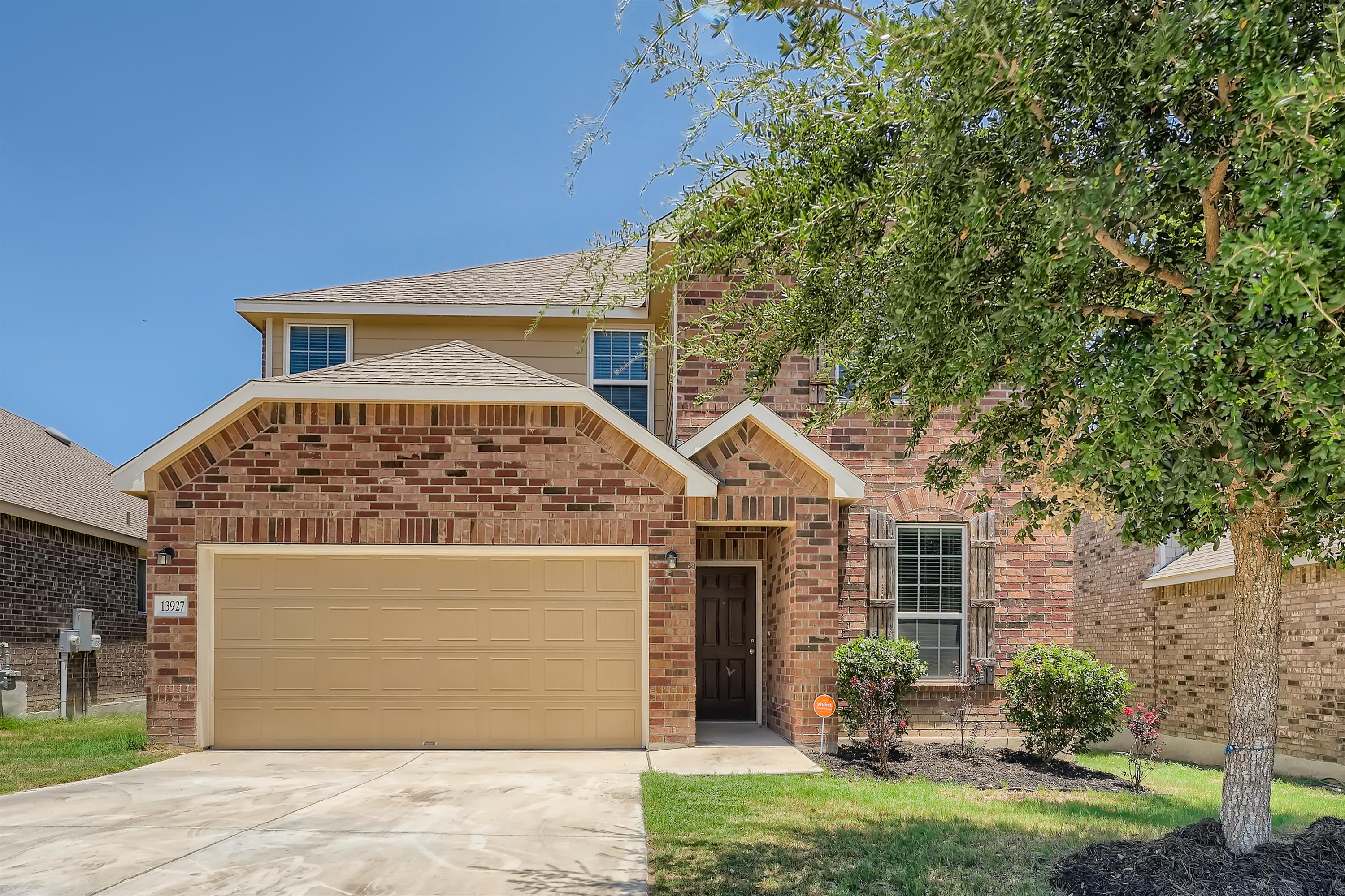 13927 Laurel Branch