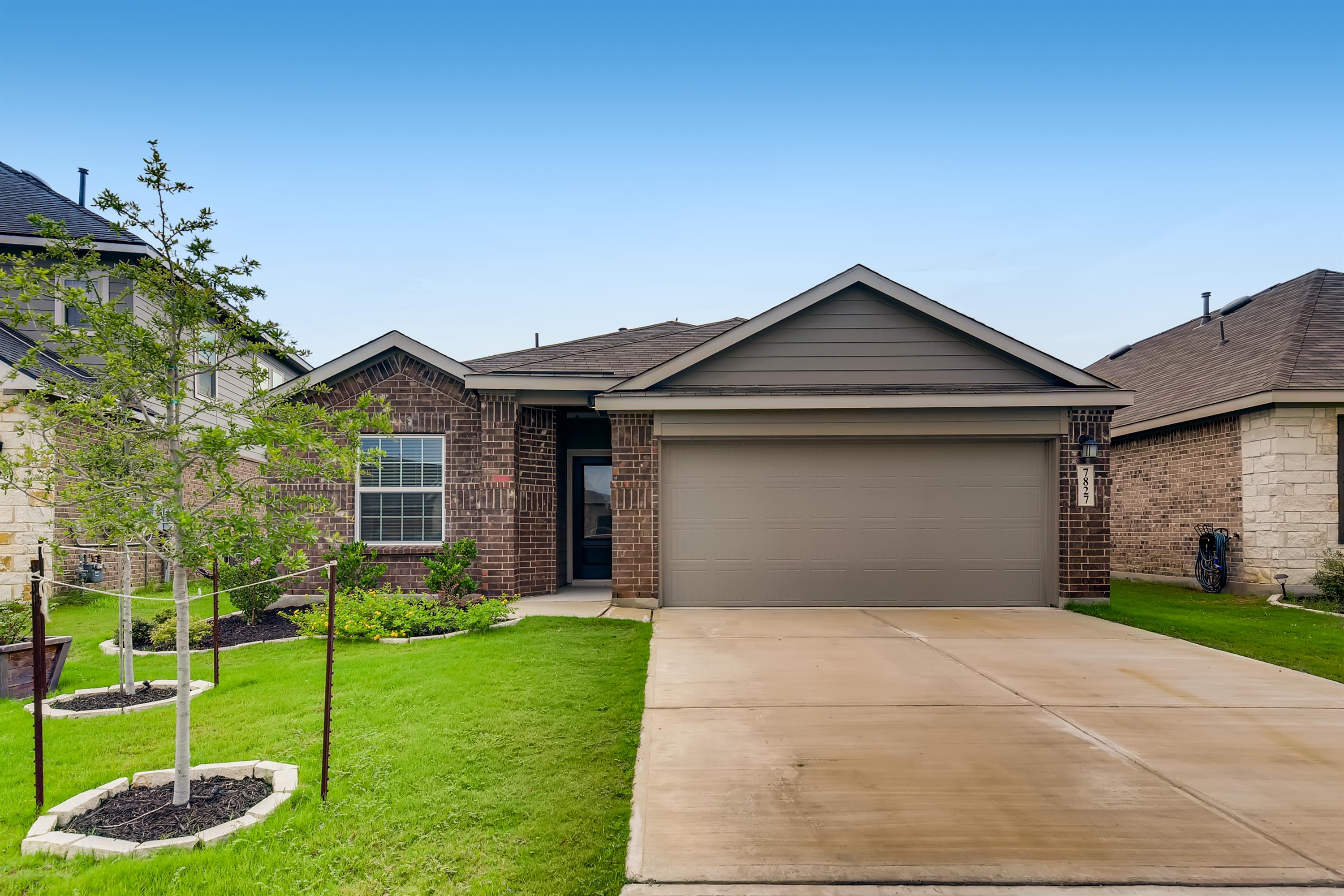 7827 Belmont Valley